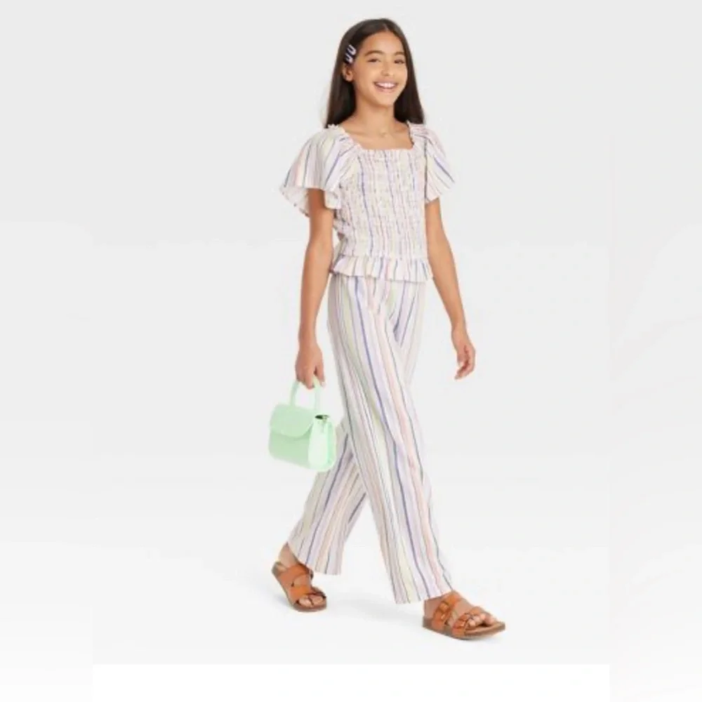 COPY - Girls' Flutter Short Sleeve Smocked Peplum Shirt - art class™ Off-White …